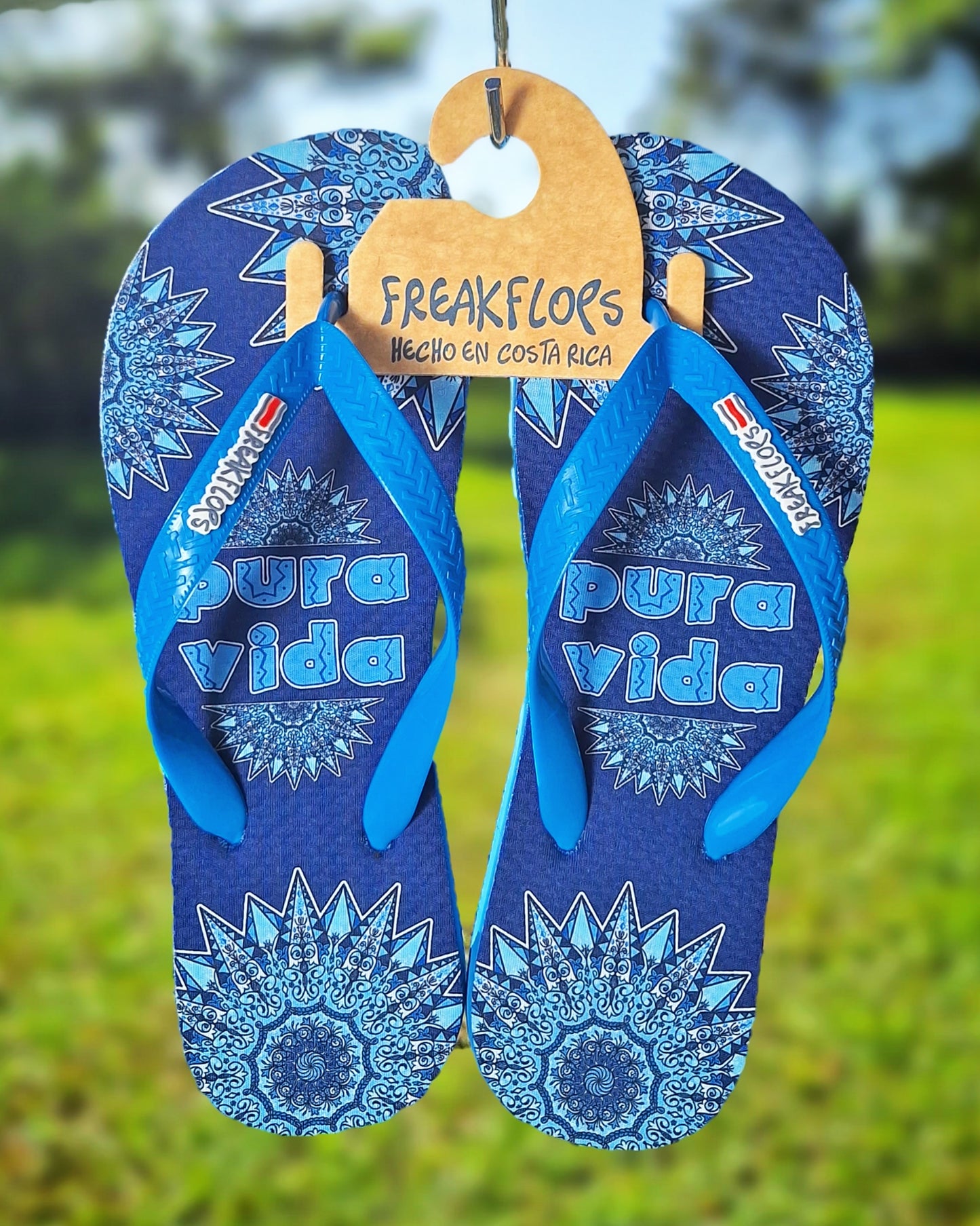 <tc>PURA VIDA NAUTICAL FLIP FLOPS</tc>