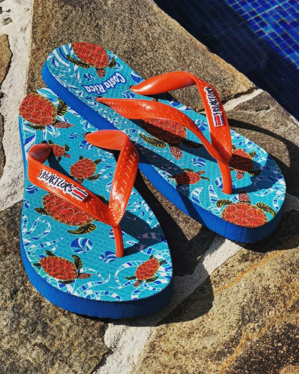 <tc>TURTLES FLIP FLOPS</tc>