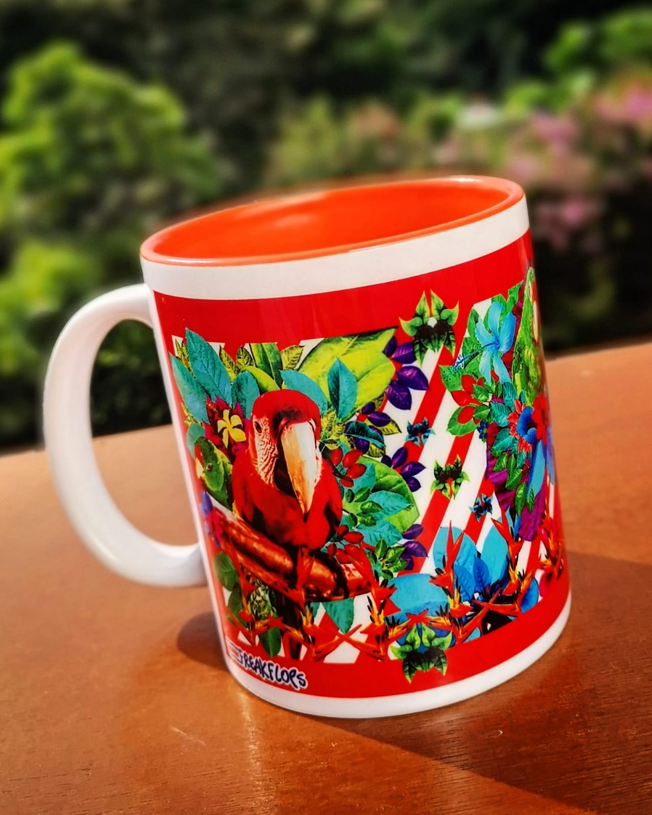 <tc>RED MACAW MUG</tc>