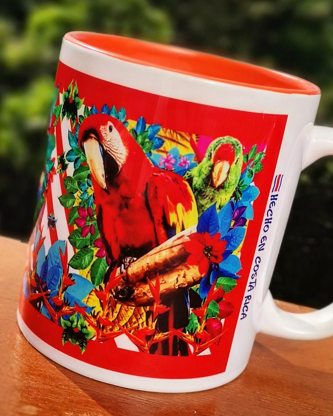 <tc>RED MACAW MUG</tc>